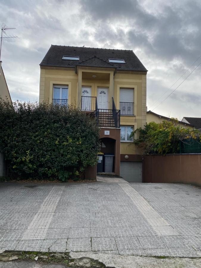 Magnolia58 Apartman Pontault-Combault Kültér fotó